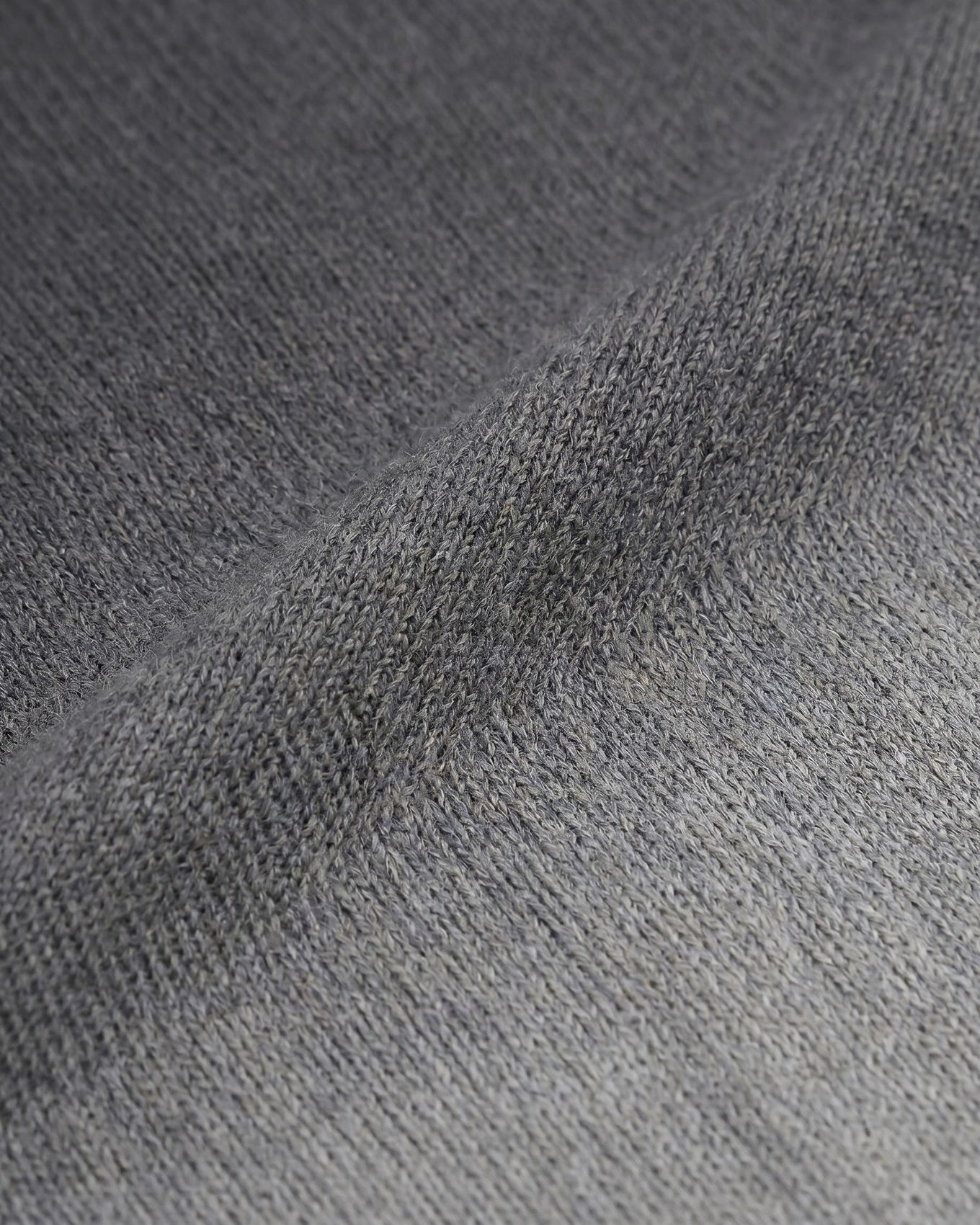 B0461-KOS0I1-GYO — fabric detail