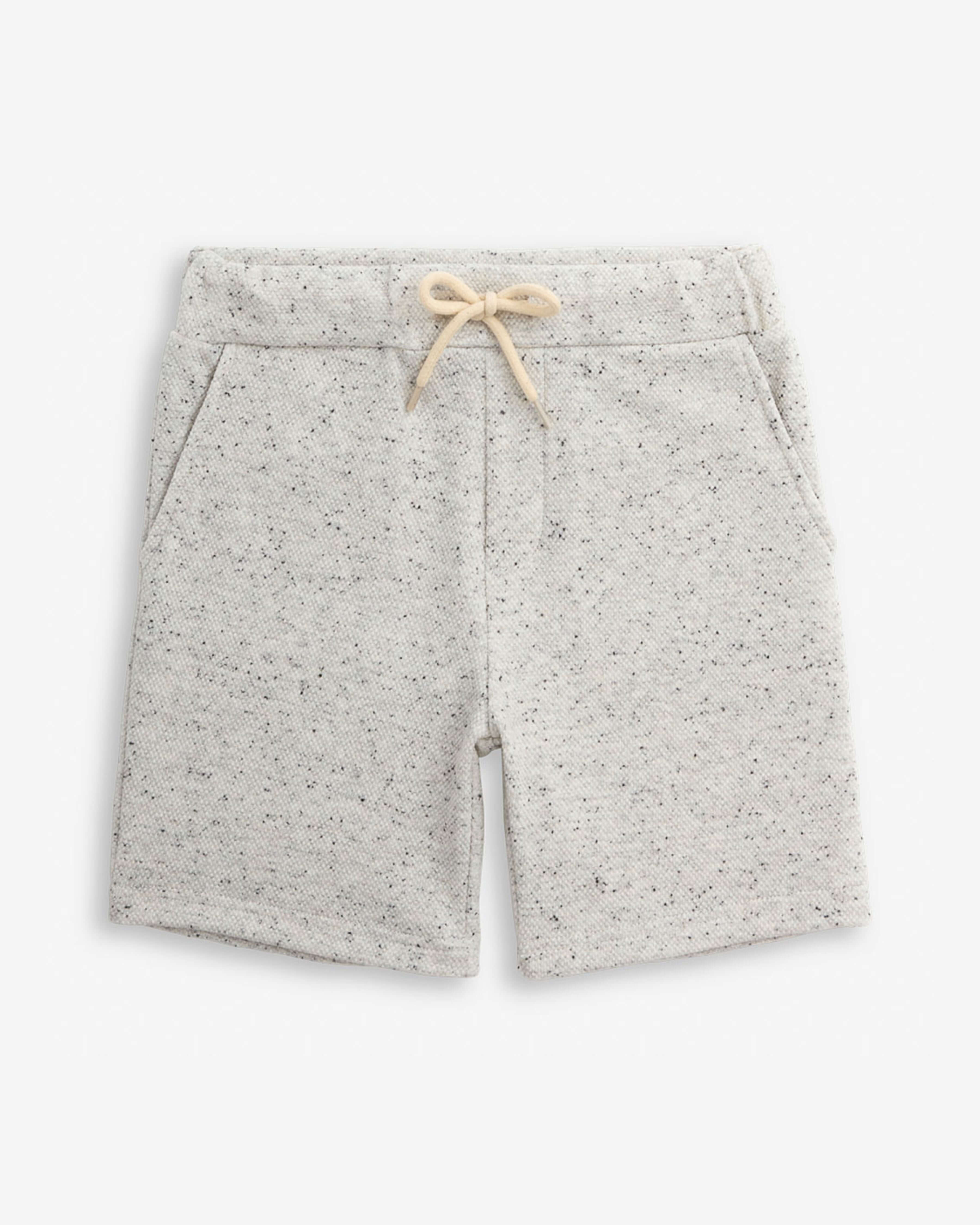 Speckled Natural Resort Short in light grey with drawstring and pockets, perfect for summer comfort and versatility.