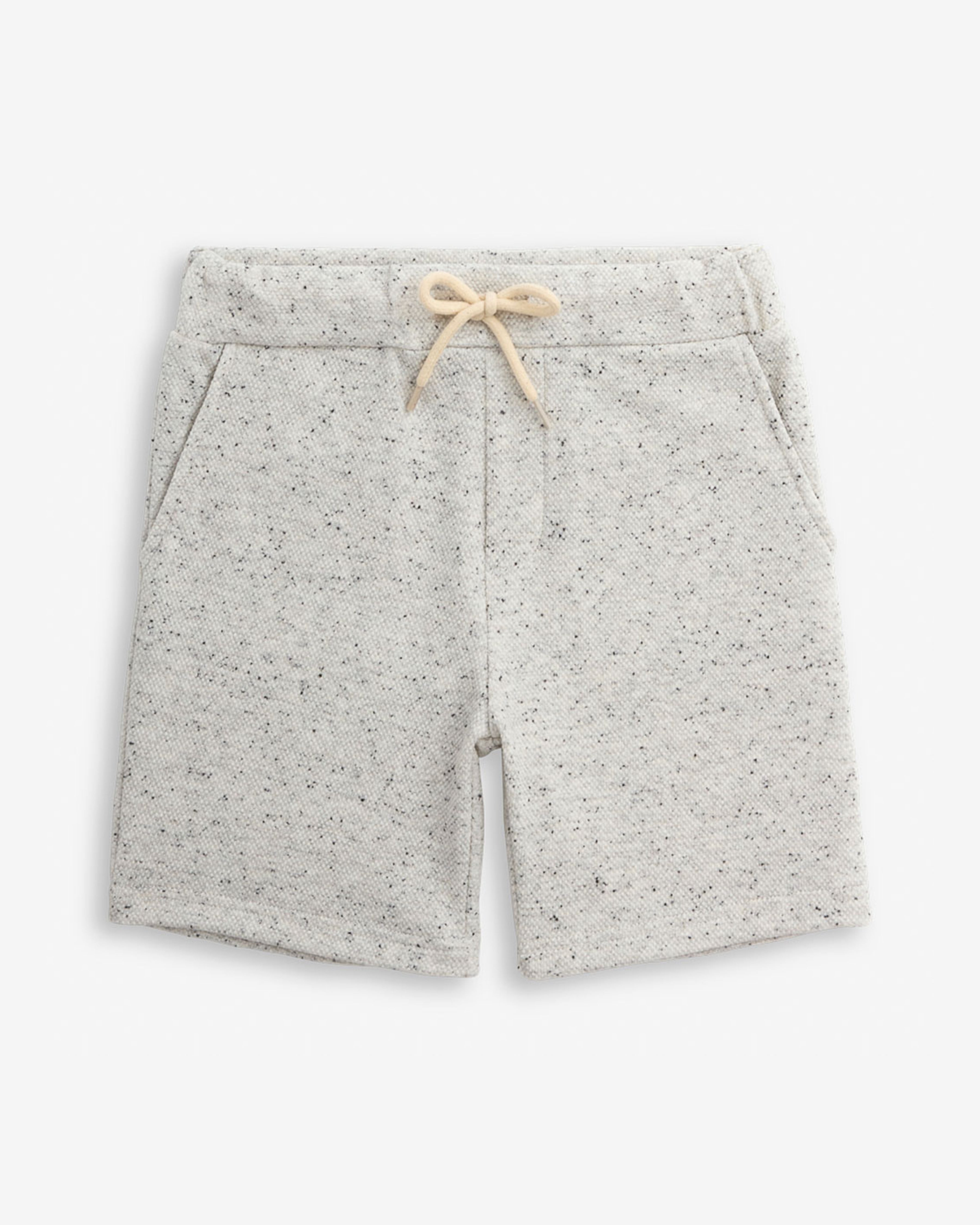 Speckled Natural Resort Short in light grey with drawstring and pockets, perfect for summer comfort and versatility.