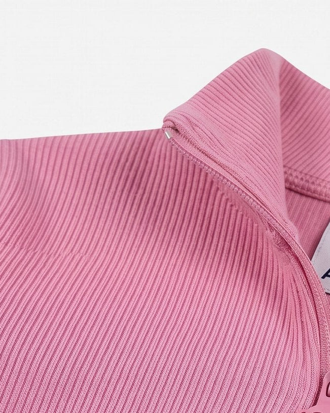 appaman-girls-kids-zip-hoodie-argyle-pink-burgundy-detail-03 — construction detail