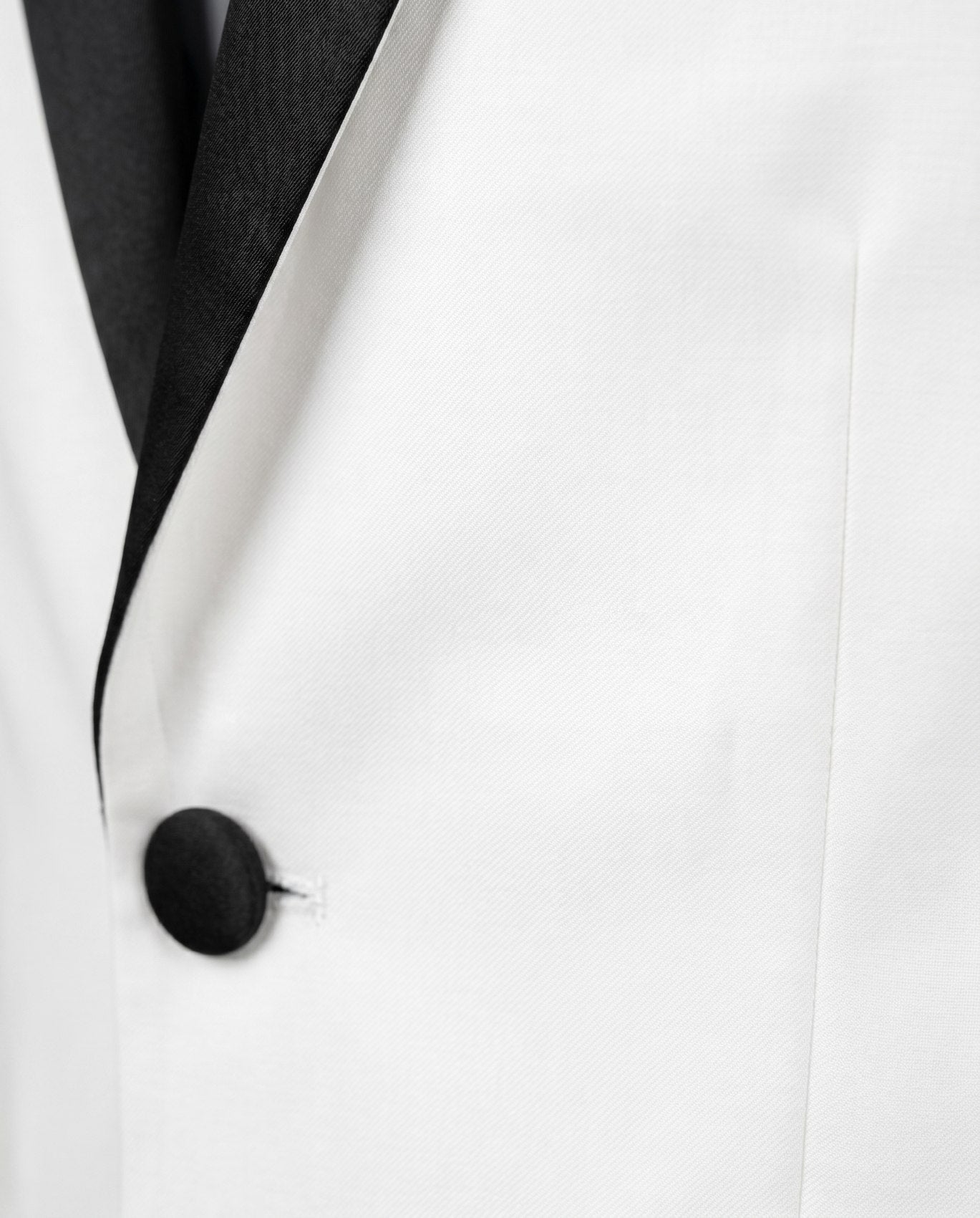 B0220-TUX0I1-WH — fabric detail