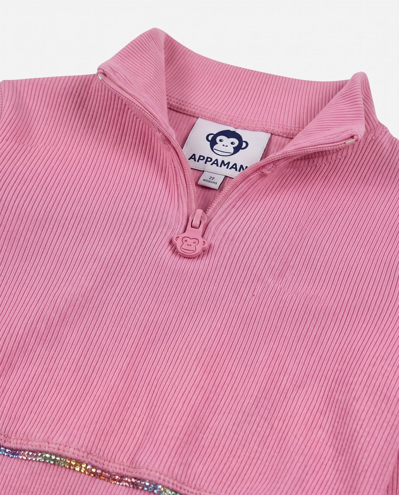 appaman-girls-kids-zip-hoodie-argyle-pink-burgundy-detail-03 — construction detail